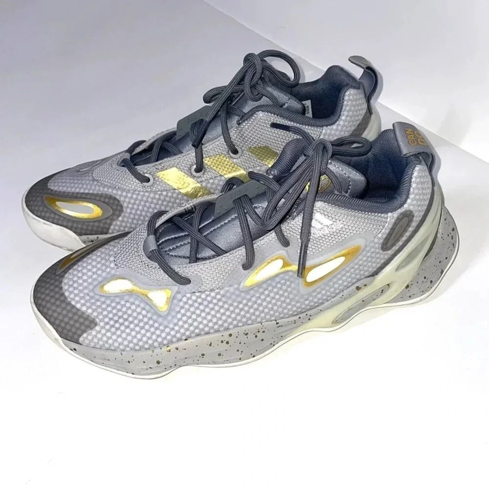 adidas Women's Exhibit A Candace Parker Basketball Shoes Size 9
